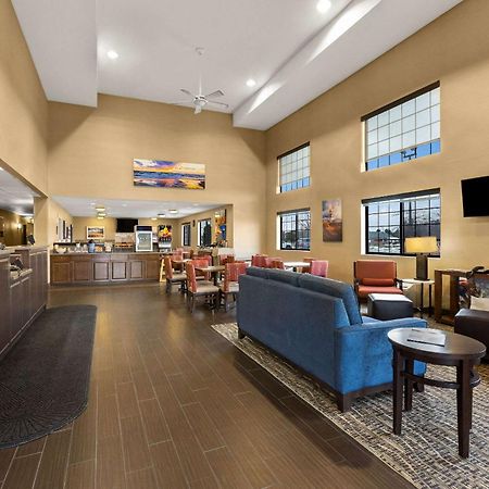 Comfort Inn Ludington Near Us-10 Kültér fotó