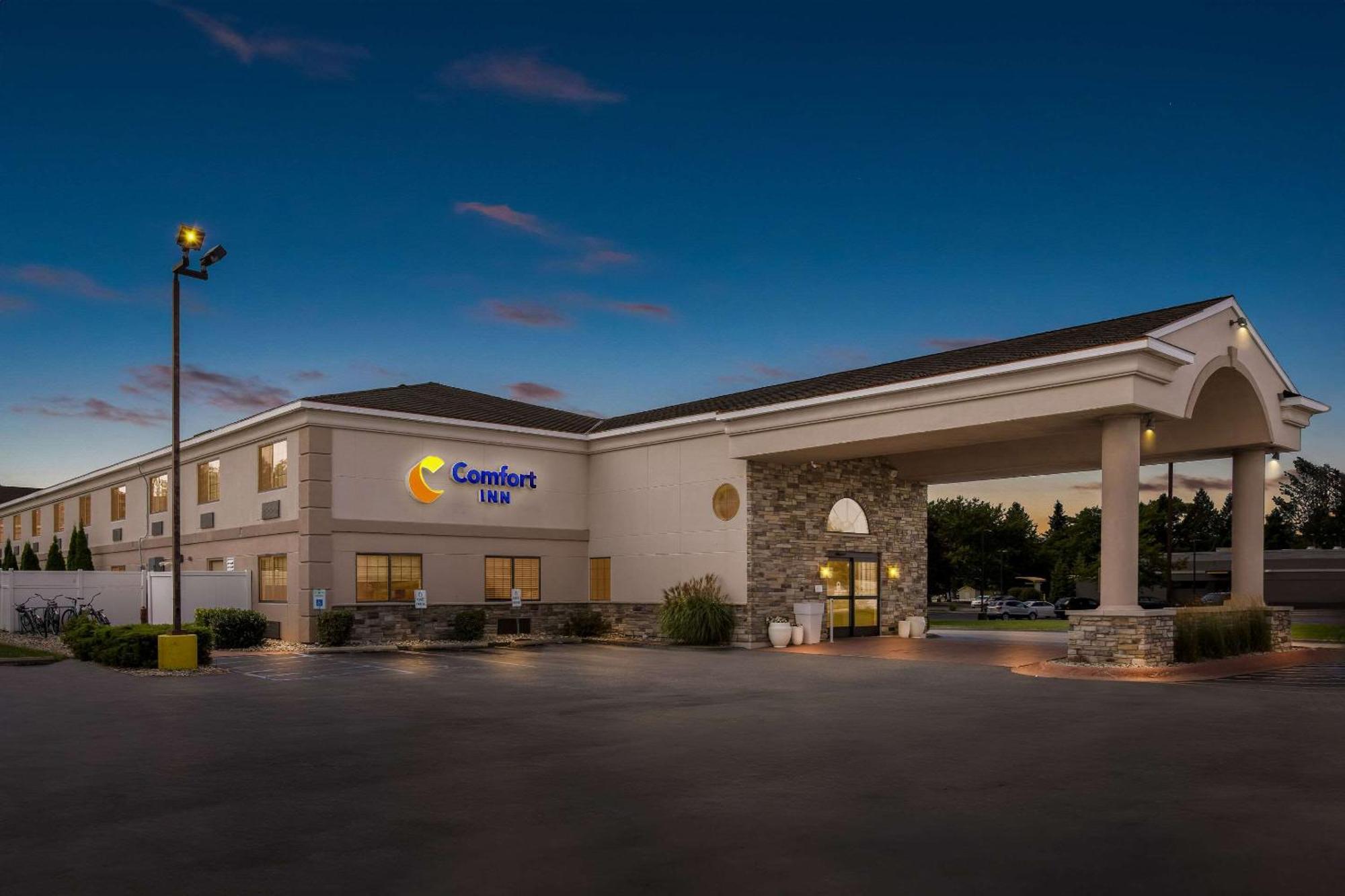 Comfort Inn Ludington Near Us-10 Kültér fotó