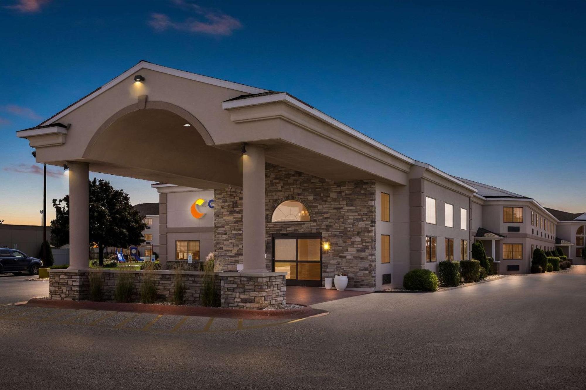 Comfort Inn Ludington Near Us-10 Kültér fotó